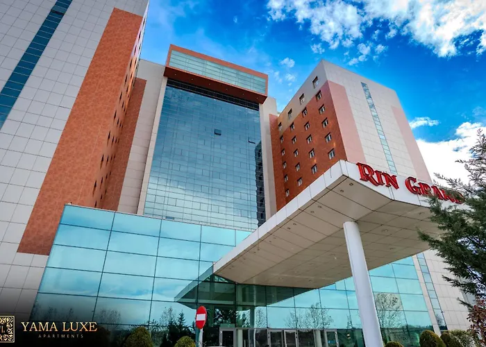 - Jacuzzi Apartament Bucureşti