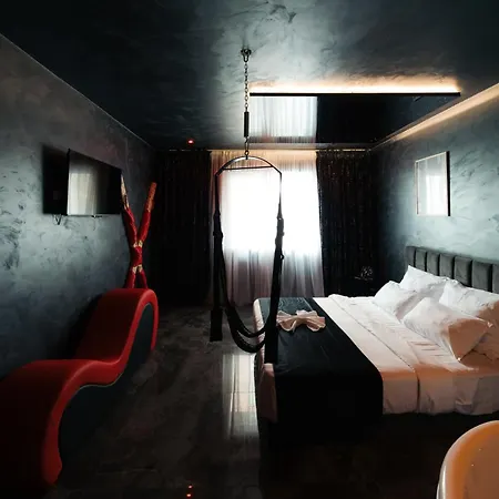 - Jacuzzi * Bukarest
